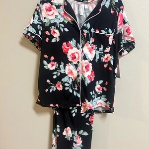 Joyspun Soft Floral Pajama Set Black Pink Roses Button Top Pants Small NWT